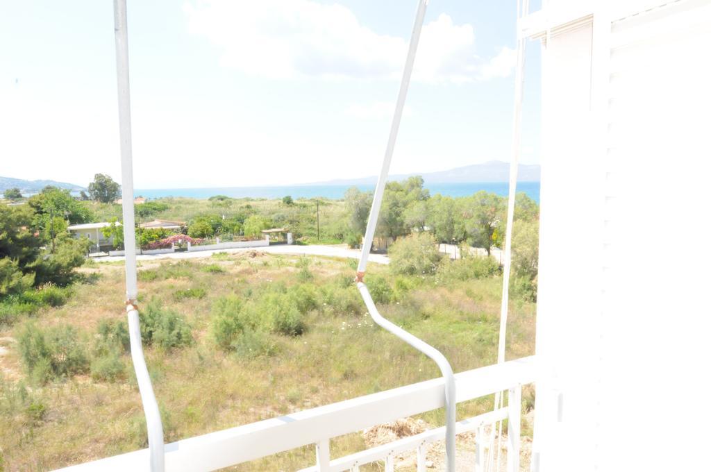 Kinetta Apartments Agioi Apostoloi  Buitenkant foto