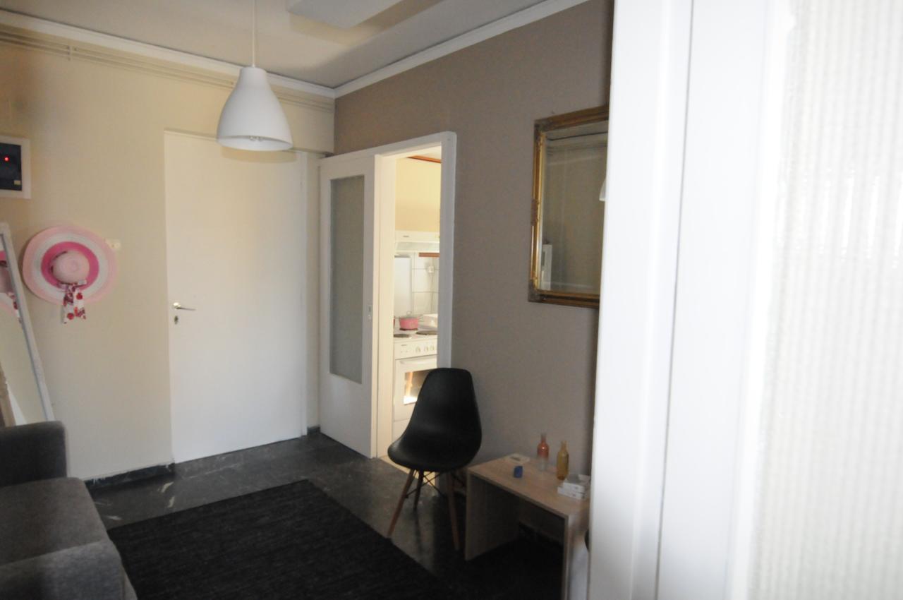 Kinetta Apartments Agioi Apostoloi  Buitenkant foto