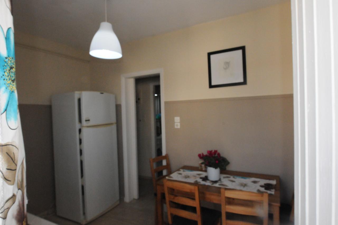 Kinetta Apartments Agioi Apostoloi  Buitenkant foto