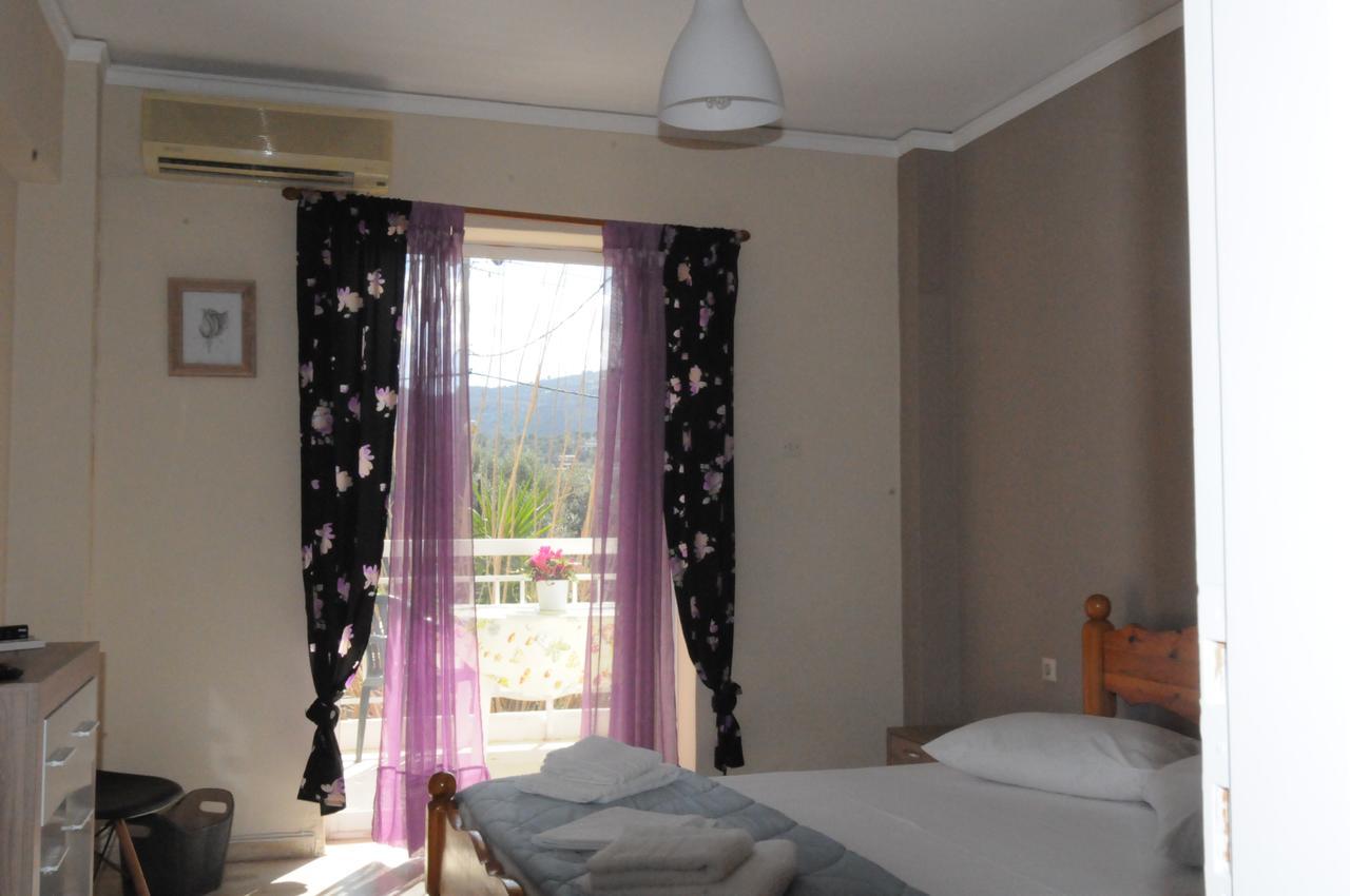 Kinetta Apartments Agioi Apostoloi  Buitenkant foto