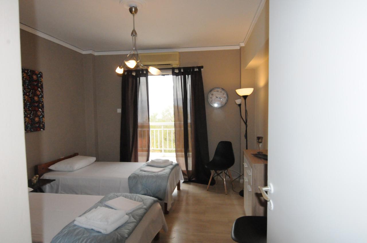 Kinetta Apartments Agioi Apostoloi  Buitenkant foto