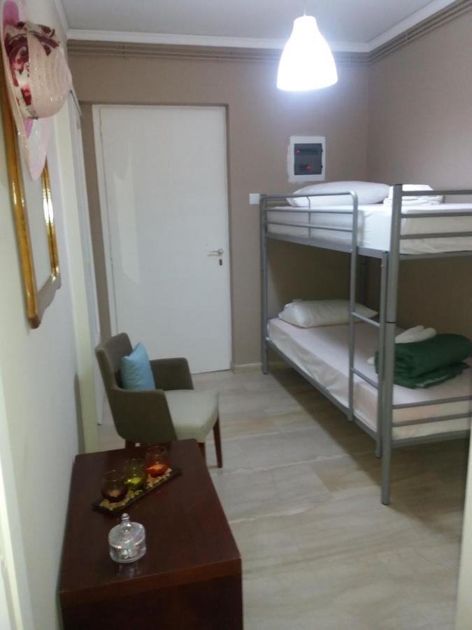 Kinetta Apartments Agioi Apostoloi  Buitenkant foto